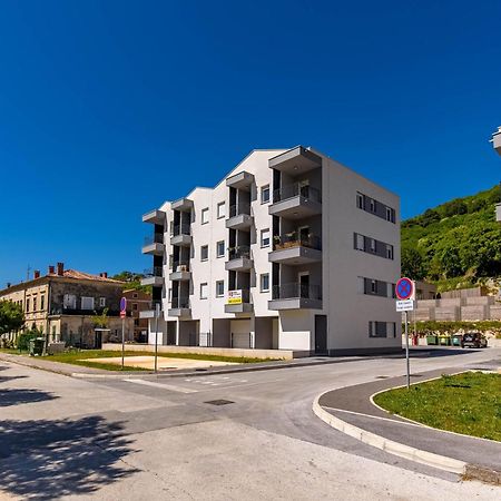 Seafront Villa Andrijana - Happy Rentals โพลมิน ภายนอก รูปภาพ
