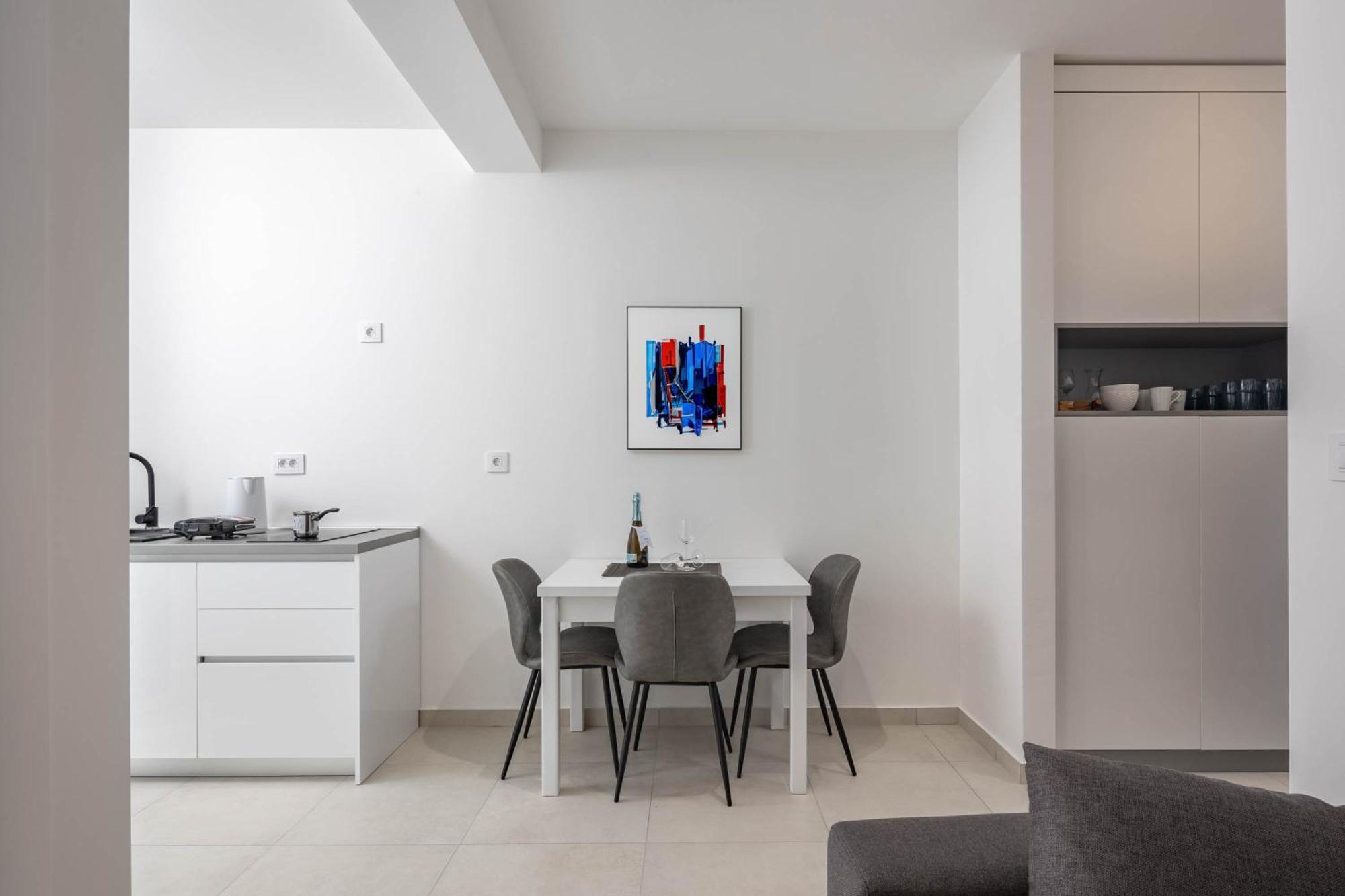 Seafront Villa Andrijana - Happy Rentals โพลมิน ภายนอก รูปภาพ