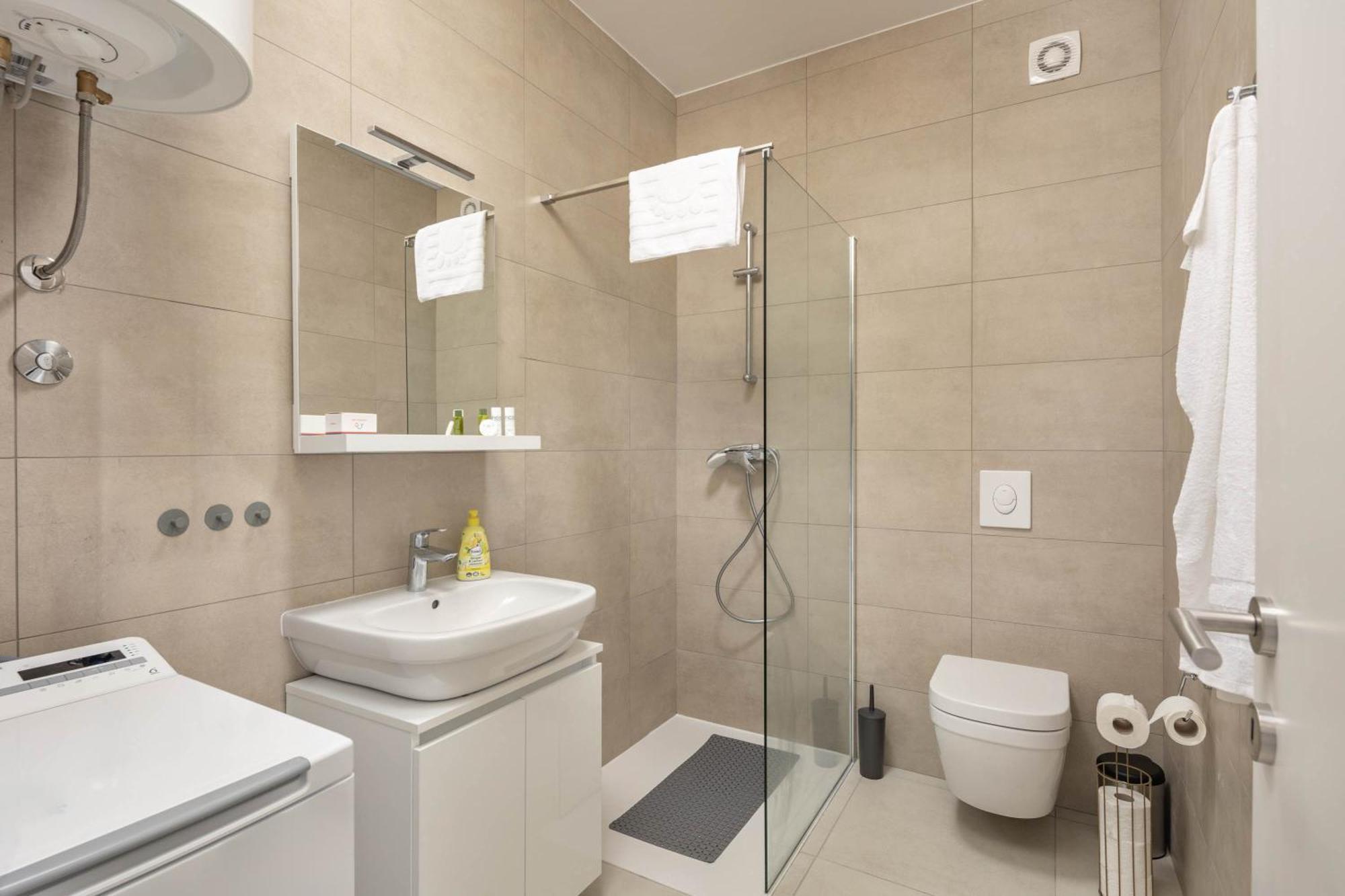Seafront Villa Andrijana - Happy Rentals โพลมิน ภายนอก รูปภาพ