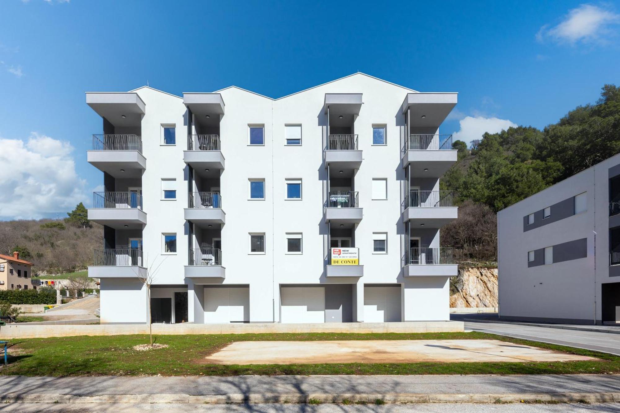 Seafront Villa Andrijana - Happy Rentals โพลมิน ภายนอก รูปภาพ